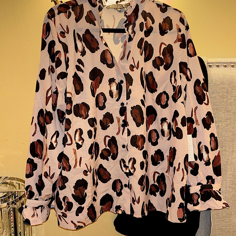 Eloquii Printed Button Down Leopard Print Blouse - image 1